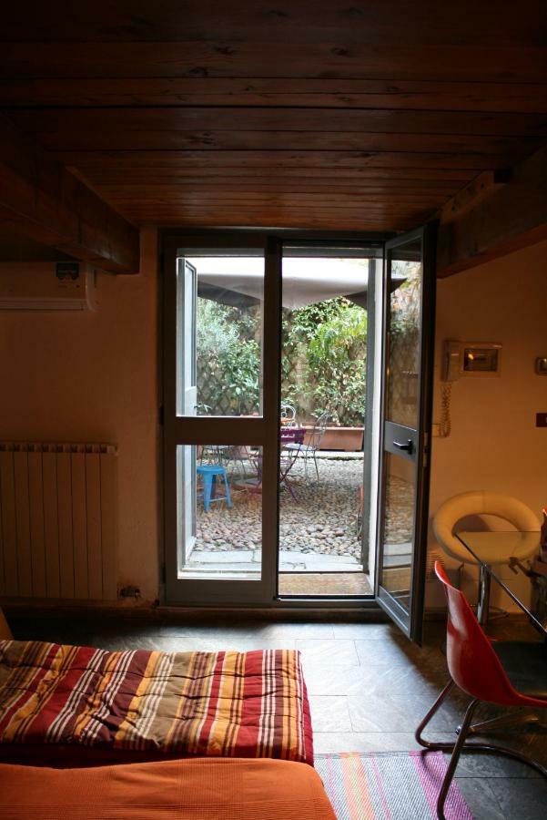 Central Apartment With Garden Milano Dış mekan fotoğraf